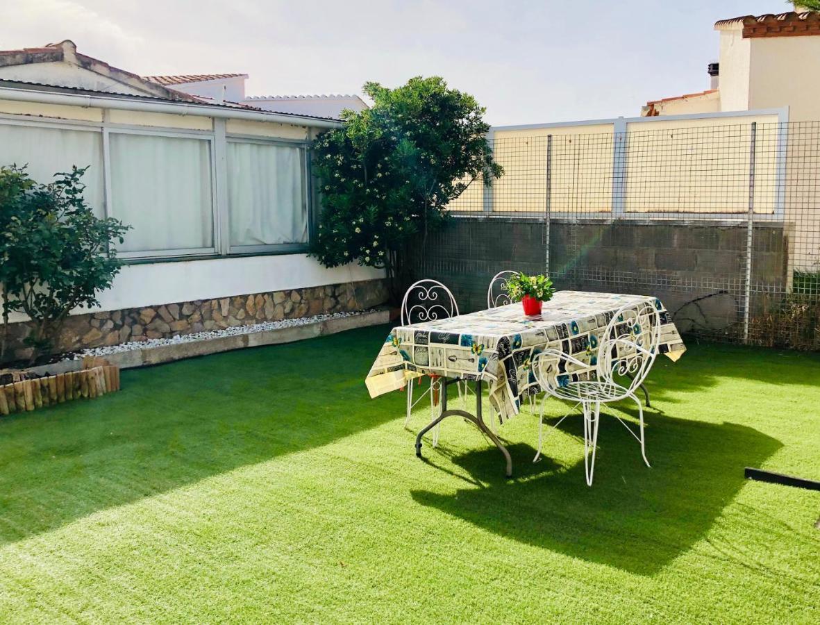 Magnifica Casa Con Jardin Y Barbacoa En Roses Villa Exterior foto